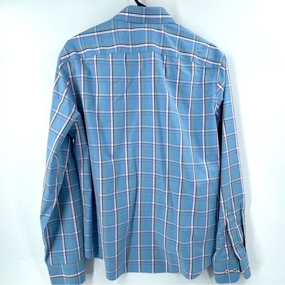 UNTUCKit Longsleeve Wrinkle Free Botton Down Shirt - Picture 2 of 7